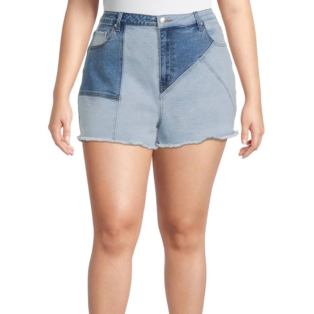 Madden NYC Two Tone Denim Block Mom Shorts